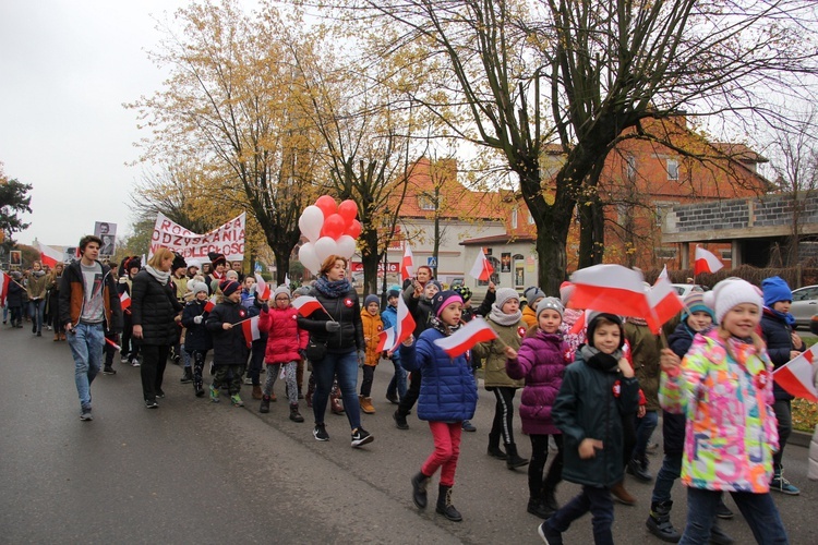 Marsz patriotyczny w Łowiczu