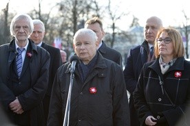 Kaczyński: mamy czas dobrej zmiany, wielkiej szansy, odbudowy wartości (opis)