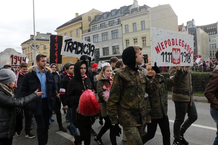 XVI Radosna Parada Niepodległości