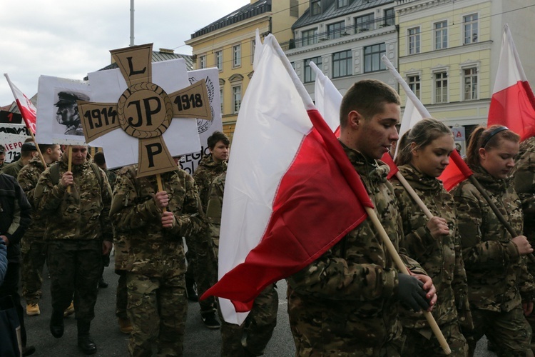 XVI Radosna Parada Niepodległości