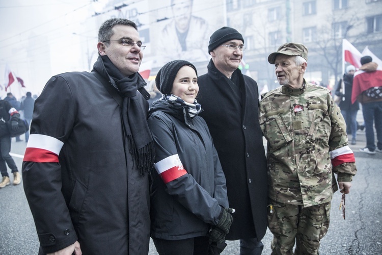 Tysiące flag pod hasłem "My chcemy Boga" 