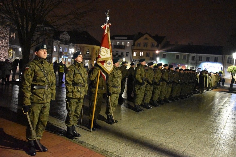 Uroczystości uświetnili żołnierze z przasnyskiej jednostki wojskowej