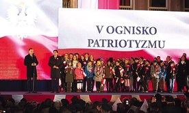 Andrzej Duda na ognisku patriotycznym w Stalowej Woli.