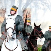 ▲	 W wielu miejscowościach odbyły się rekonstrukcje historyczne opowiadające wydarzenia z 1918 roku.