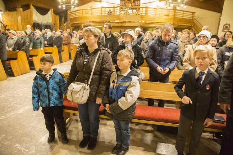 Dziękowali Matce Bożej w Śródborowie