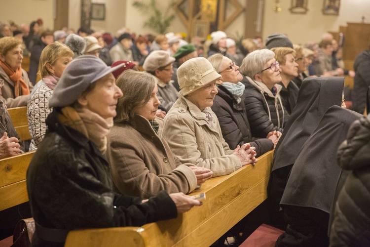 Dziękowali Matce Bożej w Śródborowie