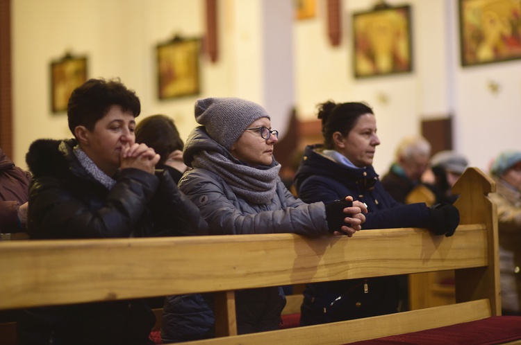 Wprowadzenie relikwii bł. Honorata Koźmińskiego