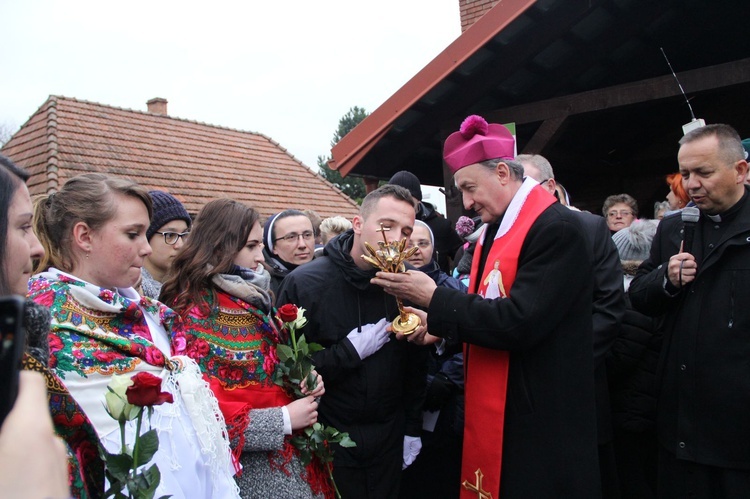 Droga krzyżowa szlakiem męczeństwa bł. Karoliny