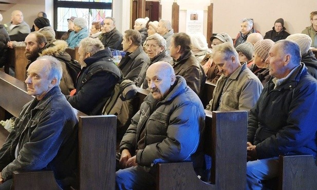 Msza św. w kaplicy Bożego Miłosierdzia rozpoczęła spotkanie 1. Światowego Dnia Ubogich w Bielsku-Białej