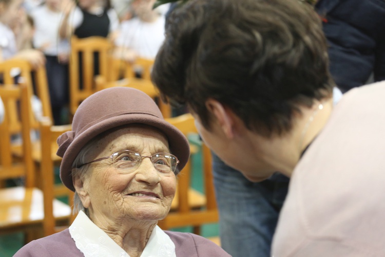 Łączniczka AK Monika Prochot z Międzybrodzia odznaczona