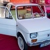 Fiat 126p wyruszył w podróż do Toma Hanksa