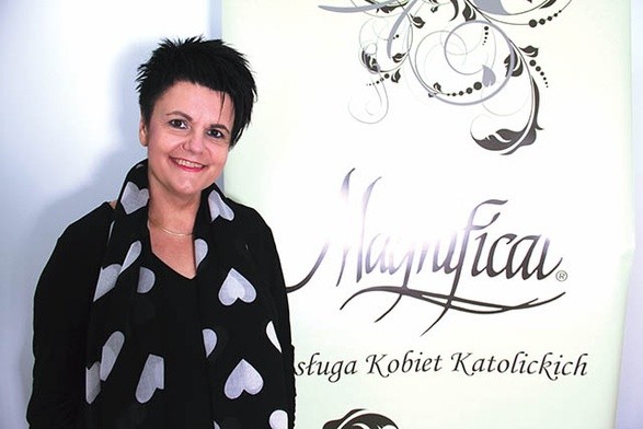 Anna Saj (razem z mężem) stoi także na czele polskiej bazy misyjnej – Instytut Ewangelizacji Świata.