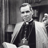 Kard. Fulton Sheen: Biskup wysłał mnie do najgorszej parafii w diecezji i mianował wikarym. Był to prawdziwy dopust Boży. Powiedziałem: „W porządku. Tego chce ode mnie Chrystus”.