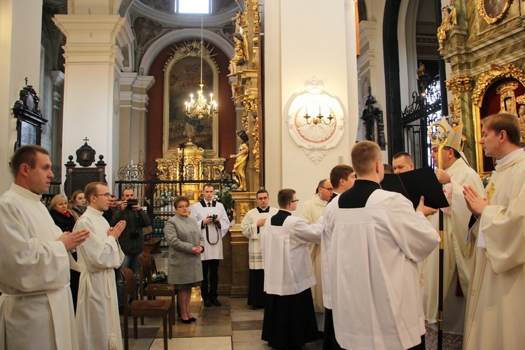 Święcenia diakonatu w katedrze łowickiej