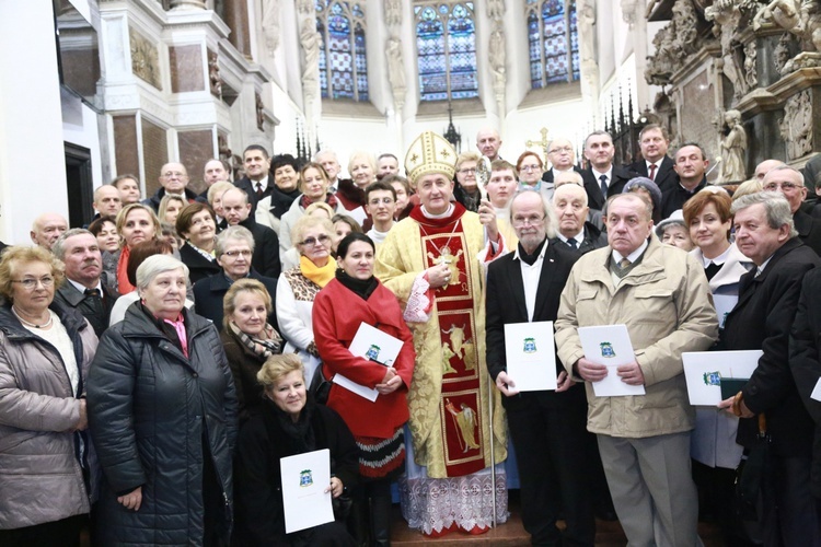 Wręczenie medali "Dei Regno Servire"