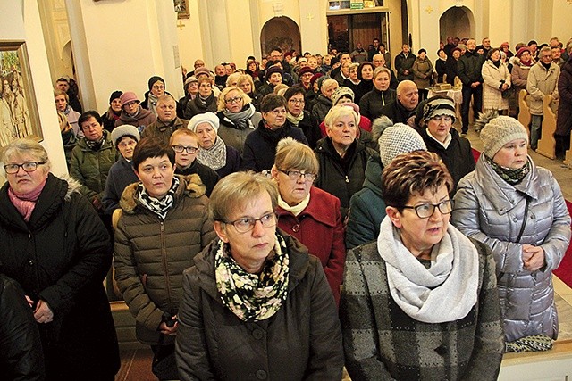 Kolejne pokolenia wypełniają śluby swoich przodków z 1710 roku.