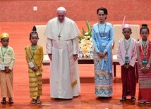 Birma: Papież apeluje o pokój