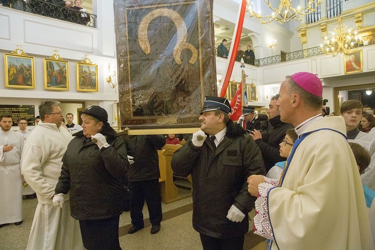 Długa Kościelna: Matka Boża w świątyni swojej Mamy