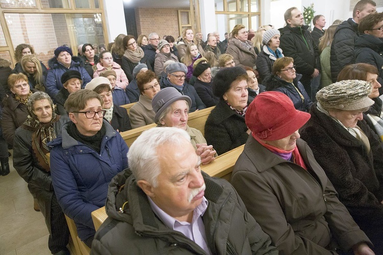 Korona dla Maryi w Halinowie