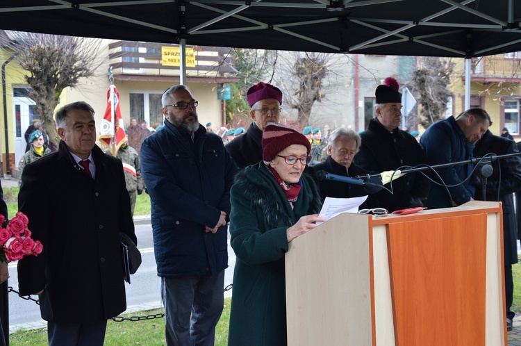 Odłsonięcie monumentu poświęconego Janowi Karskiemu w Izbicy