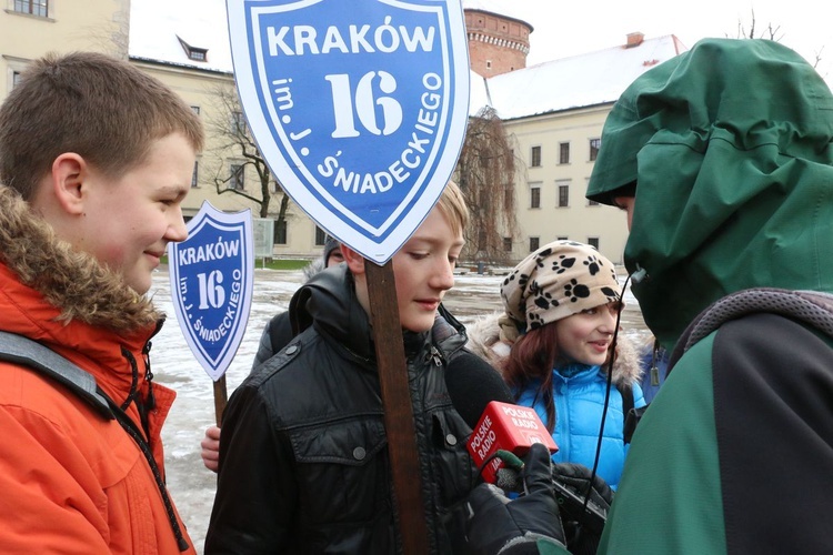 Uczniowie uczcili pamięć marszałka Józefa Piłsudskiego