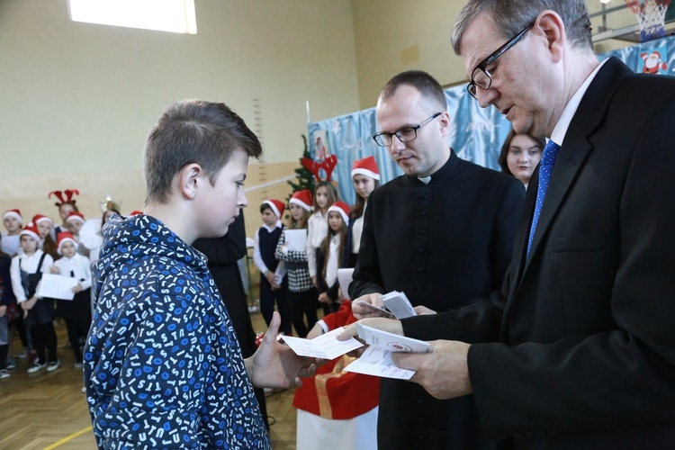 Szkolne Koło Caritas w Pustkowie