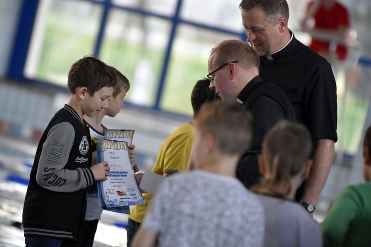 Diecezjalne zawody pływackie dla ministrantów i lektorów