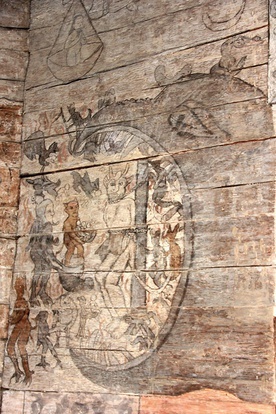 ▲	Malowidła, w większości mówiące o rzeczach ostatecznych, prawdopodobnie pochodzą z XVI wieku.