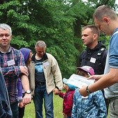 – Być przywódcą  to przede wszystkim być mężczyzną odpowiedzialnym – przekonują organizatorzy. 