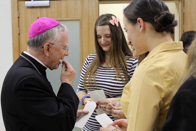 Spotanie abp. Marka Jędraszewskiego ze studentkami