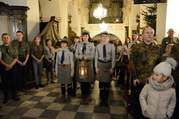 Światełko Betlejemskie w Opolu