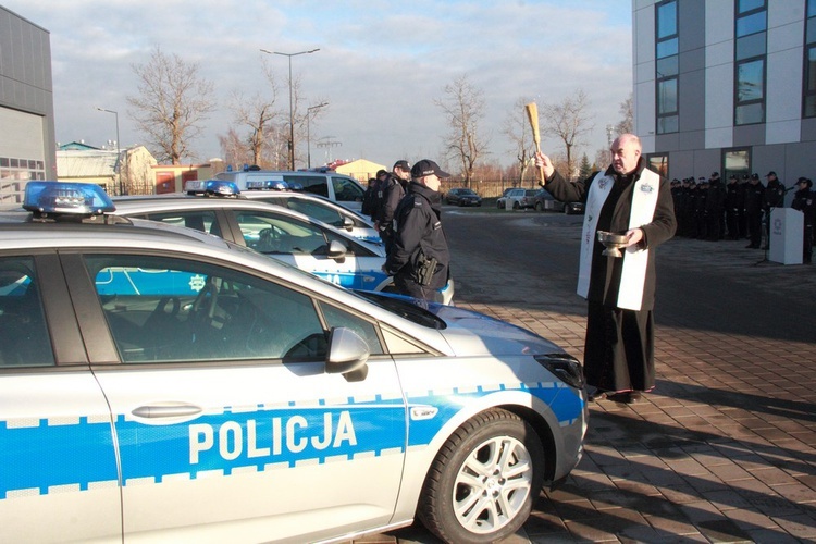 Poświęcenie pojazdów i opłatek gdańskich policjantów