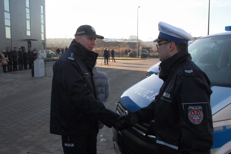 Poświęcenie pojazdów i opłatek gdańskich policjantów