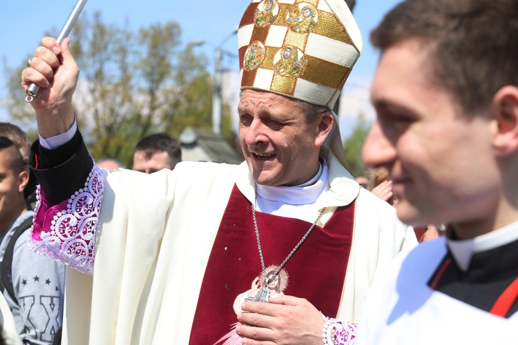 Czwarta rocznica sakry bp. Romana Pindla