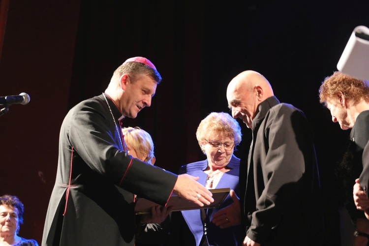 Czwarta rocznica sakry bp. Romana Pindla