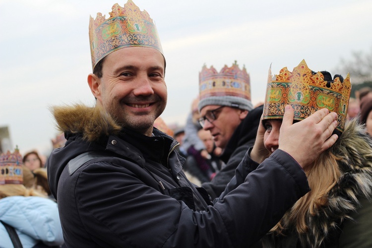 Z arcybiskupem i królem do Dzieciątka