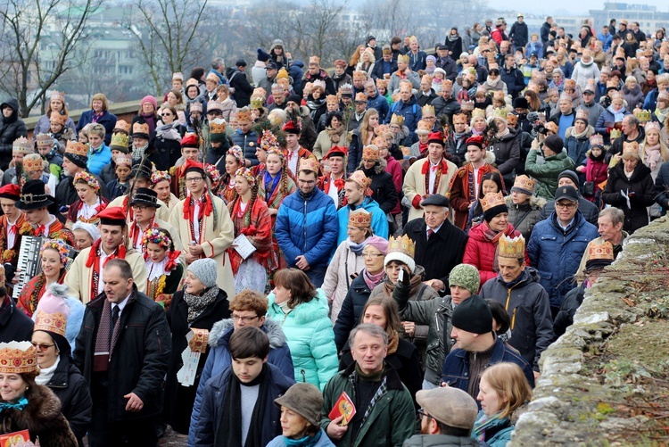 Z arcybiskupem i królem do Dzieciątka