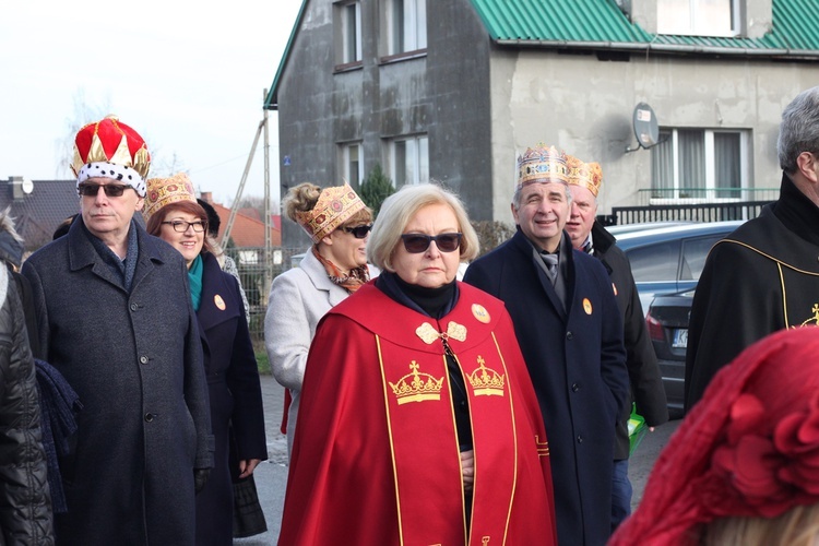 Z Nadolic Wielkich do Nadolic Małych