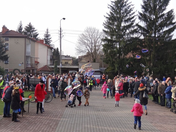 Poszli za gwiazdą szukać Jezusa w Wołominie