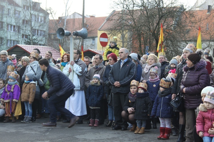 Od scenki do scenki...