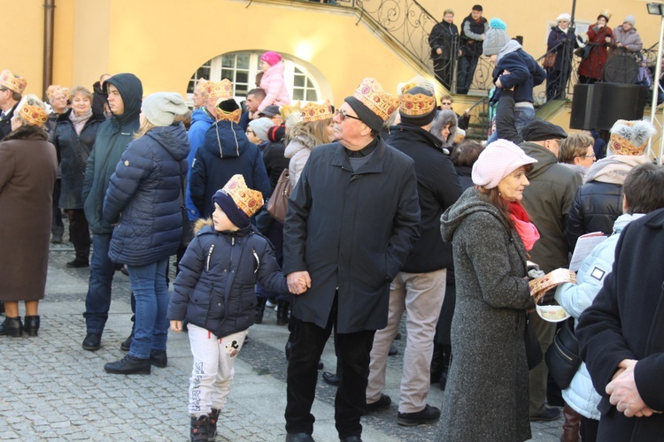 Tłumy na rynku