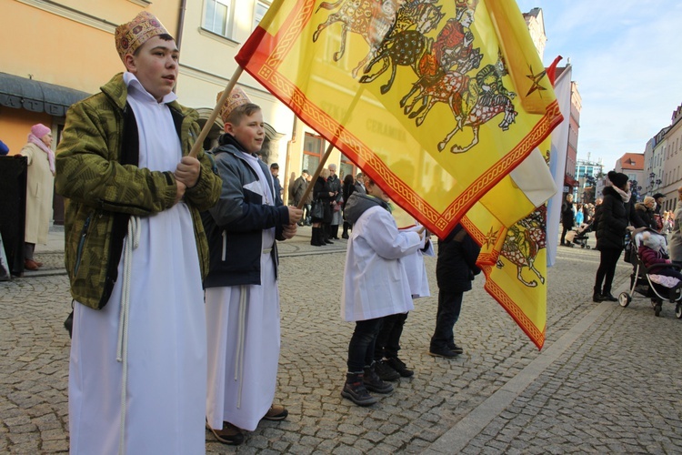 Tłumy na rynku