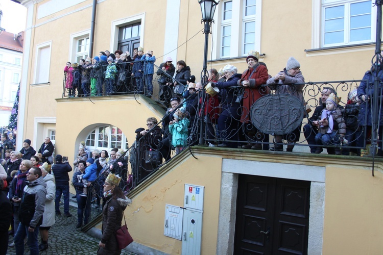 Tłumy na rynku