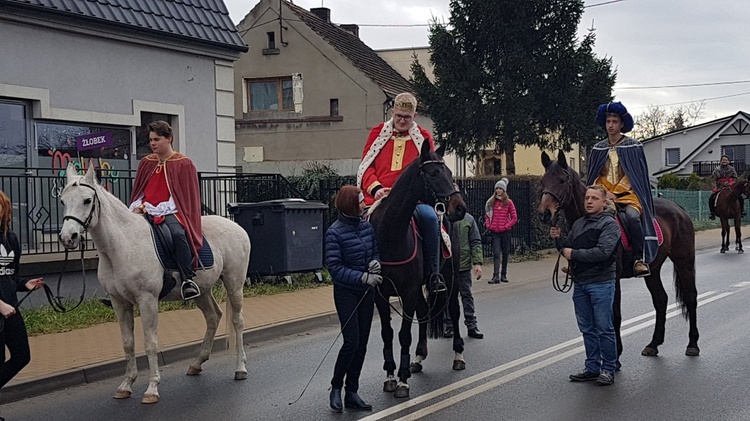 Orszak Trzech Króli w Smolcu cz. 1