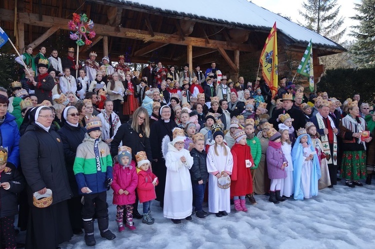 Z widokiem na ośnieżone Tatry 