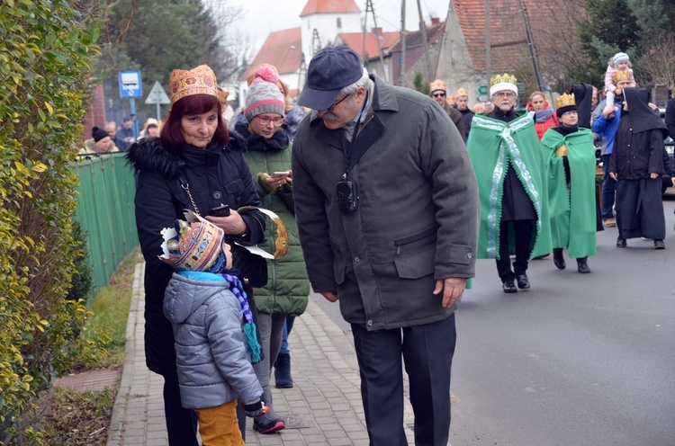 Orszak Trzech Króli w Mrozowie cz.2