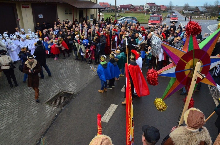 Orszak Trzech Króli w parafii Potok Stany