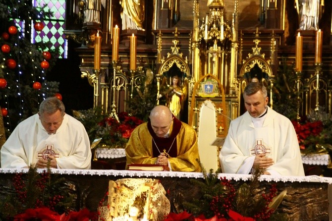 Święcenia biskupie ks. Andrzeja Iwaneckiego - cz. 1