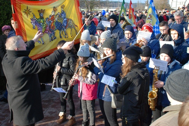 Orszakowi w Gostyninie przygrywała orkiestra