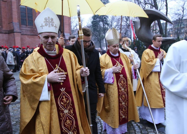 Święcenia biskupie ks. Andrzeja Iwaneckiego - cz. 3